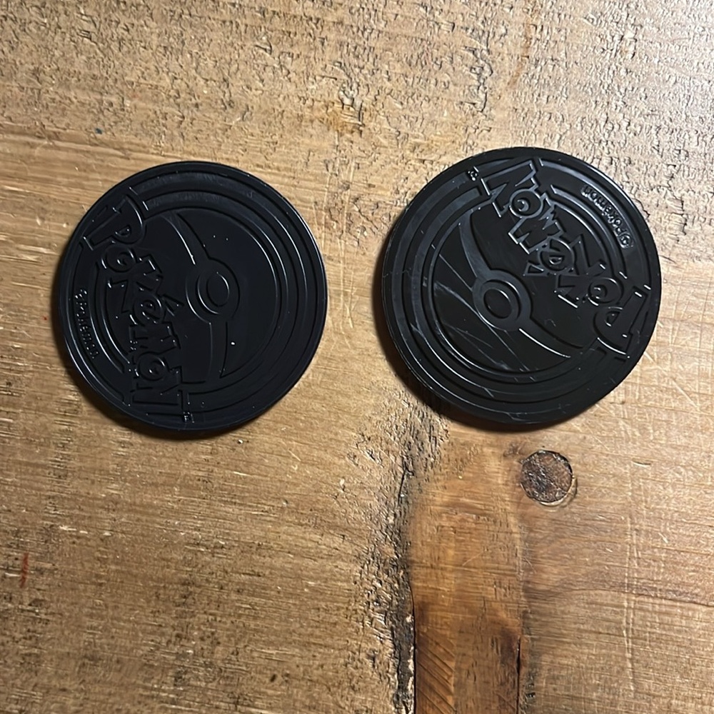 Pokemon coins - Picture 2 of 2